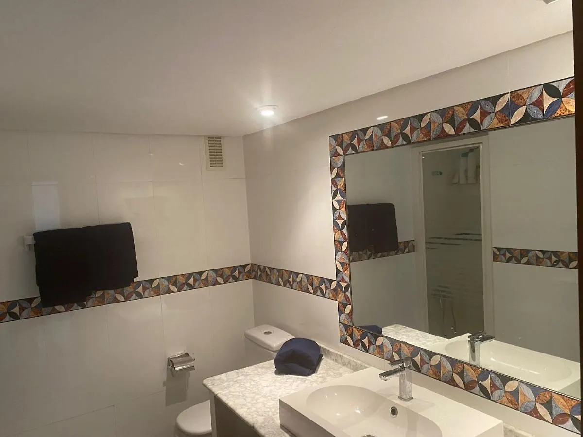 Beautiful Refurbished Apartment Duquesa Port Casares Spain